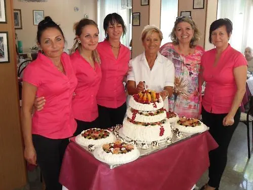 Zani فندق تّشيرفييا